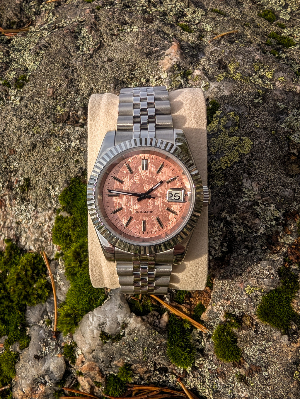 Veritas klocka handbyggd i Sverige med Seiko NH35-urverk