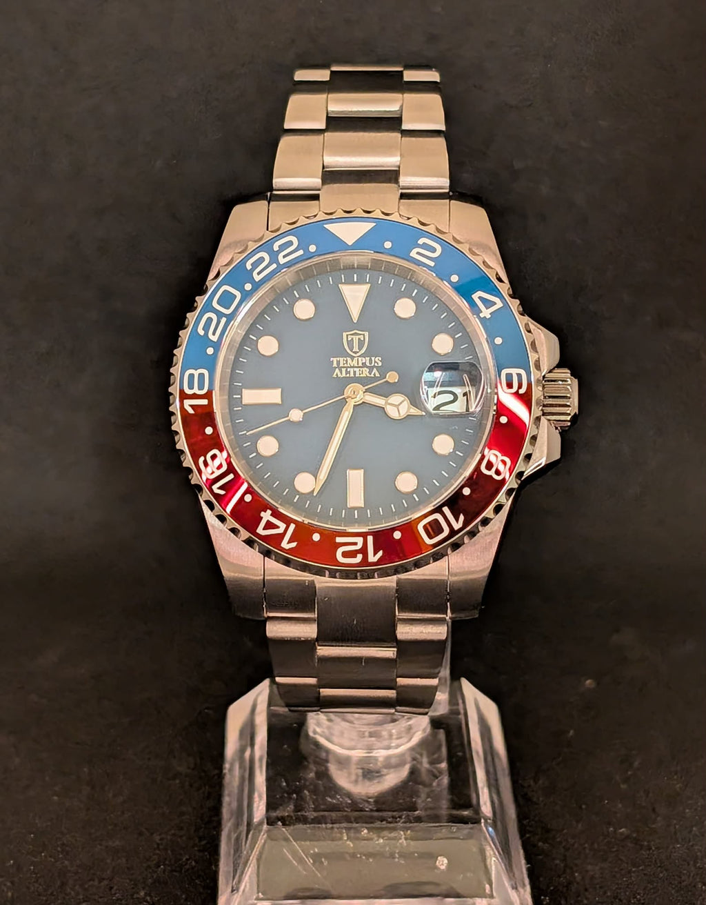Tempus Altera Abyssus – Handbyggd automatisk klocka från Sverige